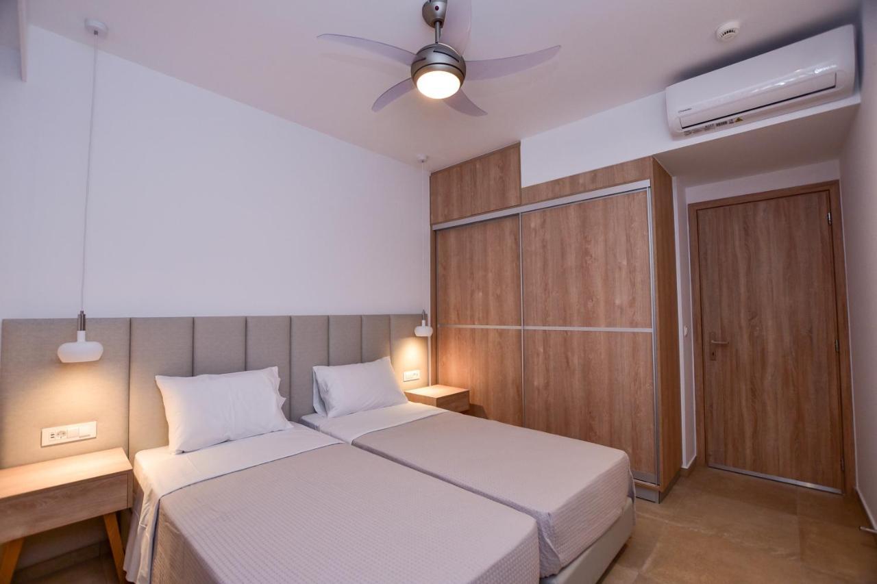 Rosemary Apartments Палиохора Екстериор снимка